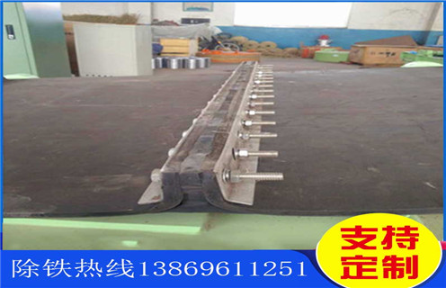 永磁除鐵器，青海永磁除鐵器距離皮帶高度_參數(shù)_內(nèi)部磁塊安裝方法_青海永磁除鐵器距離皮帶高度規(guī)格型號價格 