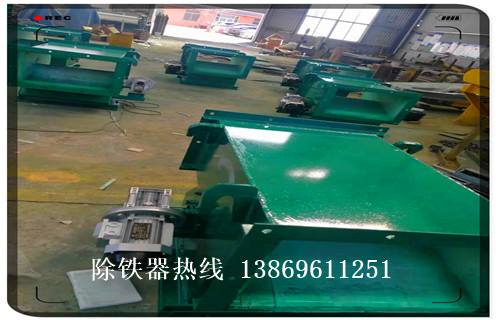 管道除鐵器，食品不銹鋼304管道除鐵器_內(nèi)部構(gòu)造結(jié)構(gòu)圖_遠(yuǎn)力食品不銹鋼304管道除鐵器 可定制工作原理_安裝示意圖