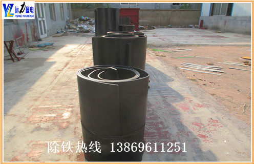 皮帶除鐵器，1.2米皮帶用多大的除鐵器_1.2米皮帶用多大的除鐵器皮帶原因及如何調(diào)_刮板價格 