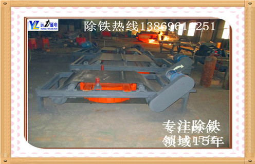 自卸式電磁除鐵器，吉林自卸式電磁除鐵器配件_吉林自卸式電磁除鐵器配件價(jià)格保養(yǎng)廠家配件_型號及工作視頻
